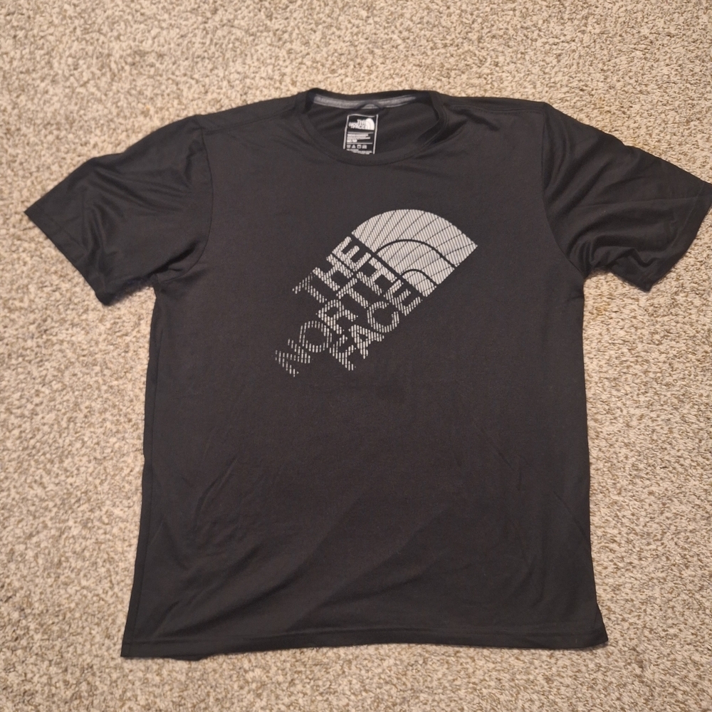 The North Face Mens M Logo Short Sleeve T-Shirt Black Tech Performance